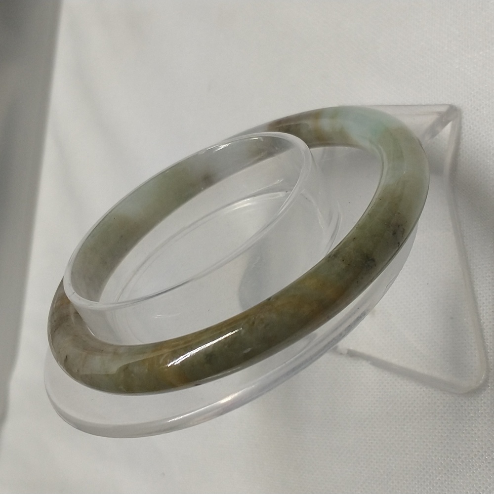 Jadeite bangle - Picture 4 of 6